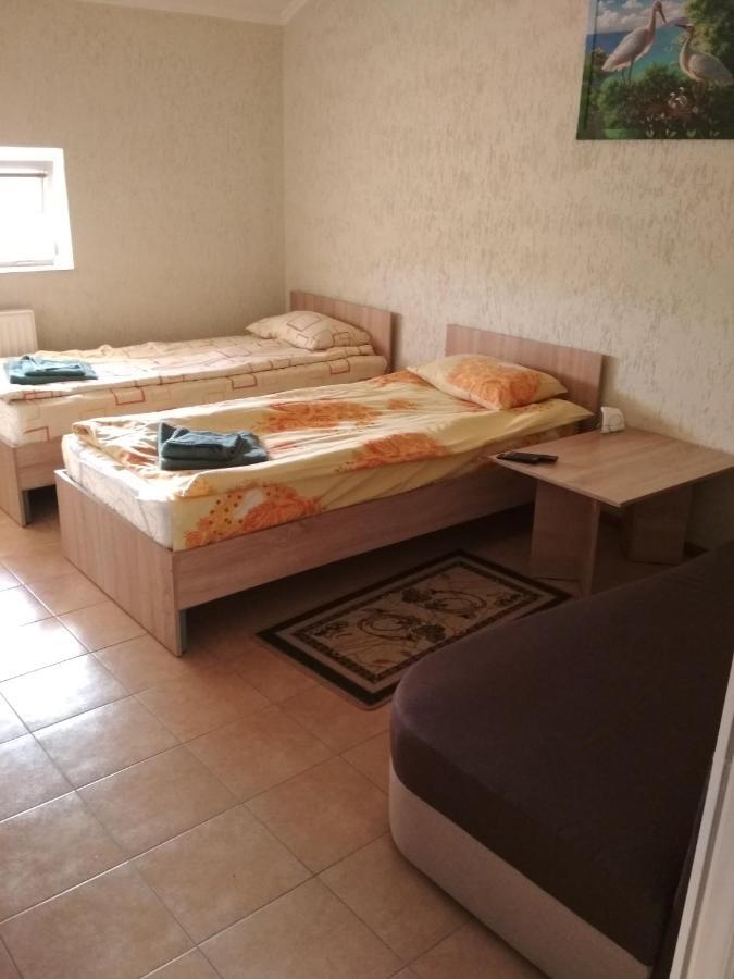 Motel Lutsʼk Esterno foto
